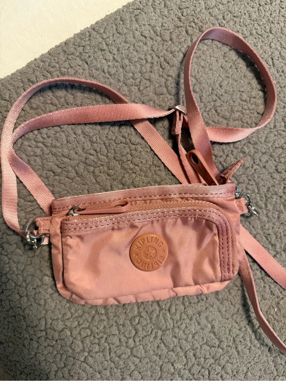 Kipling compact crossbody